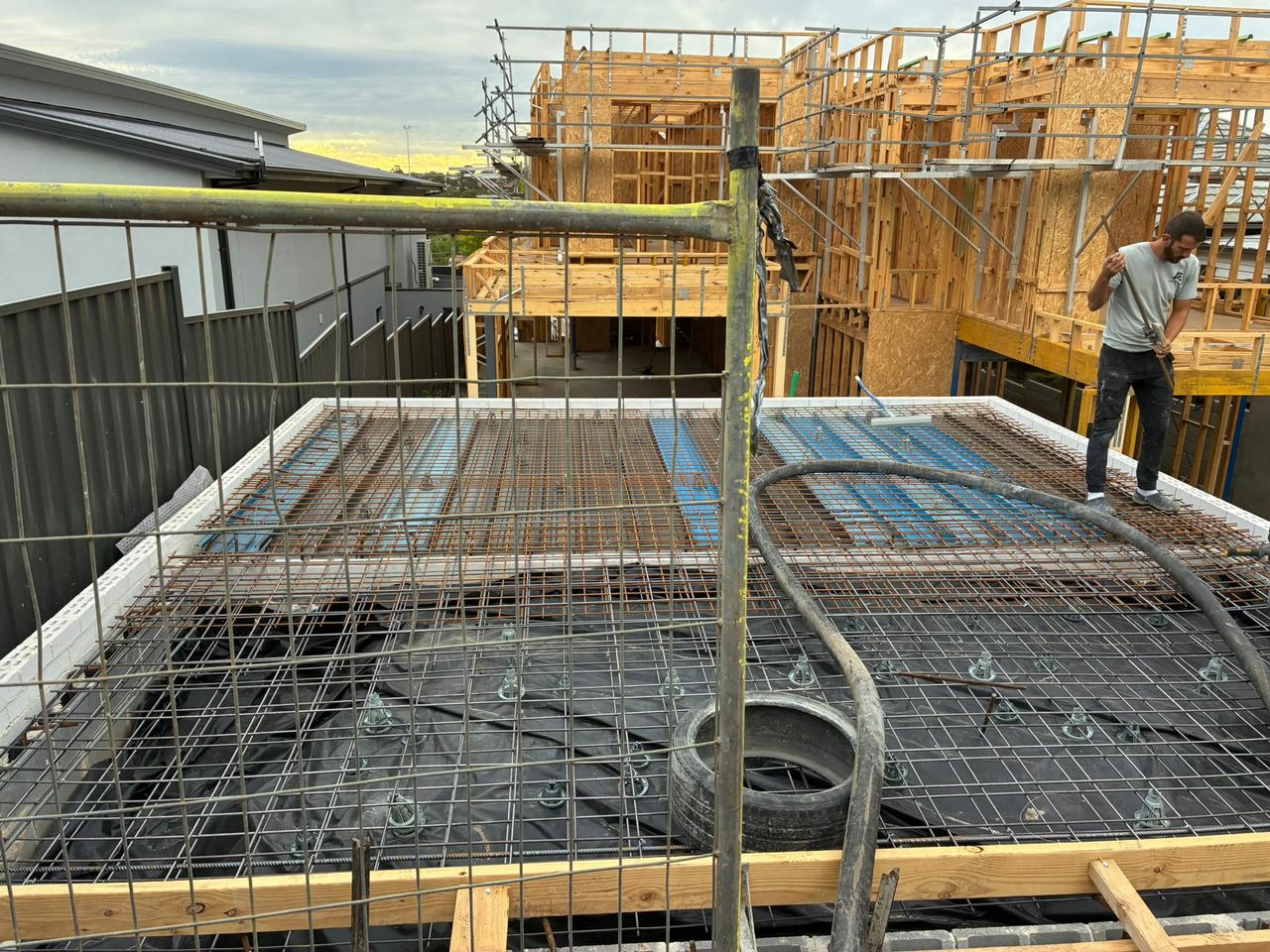 Line pumping concrete pumping